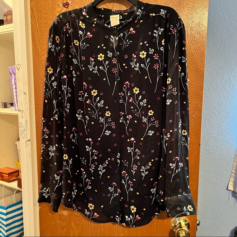 Flowy high neck Blouse